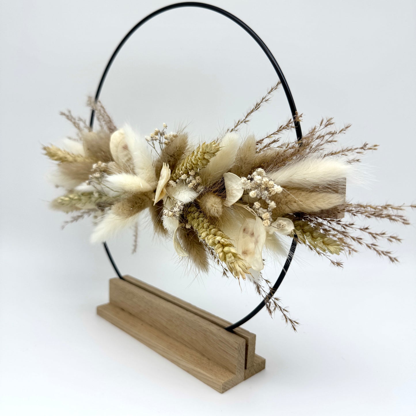 Trockenblumenring mit Holzständer - Natur