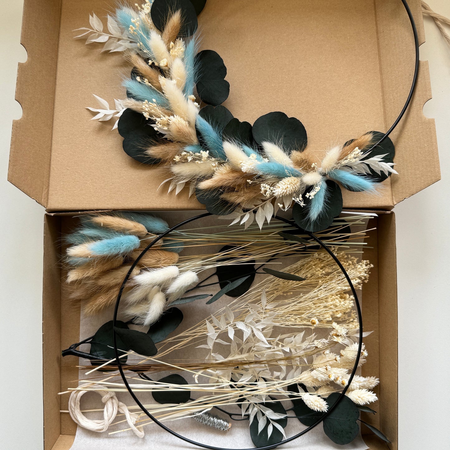 DIY-Set: Trockenblumen zum basteln für einen Trockenblumenkranz in 20, 25 oder 30 cm - blau/weiß/beige/Eukalyptus